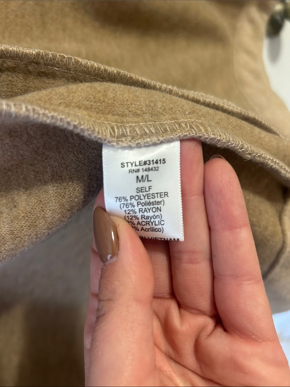 Woman’s jacket - Picture 4 of 4